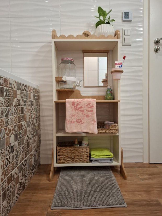 Montessori kúpeľňový kútik - Farba priloženého pohárika: Žltá